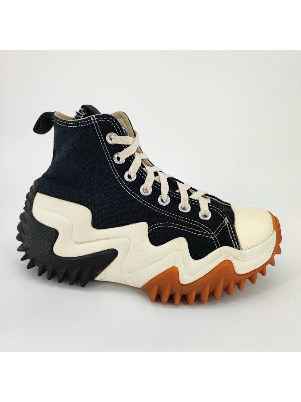 Converse Run Star Motion Women’s 7 US US Sneakers Canvas Black White 171545C